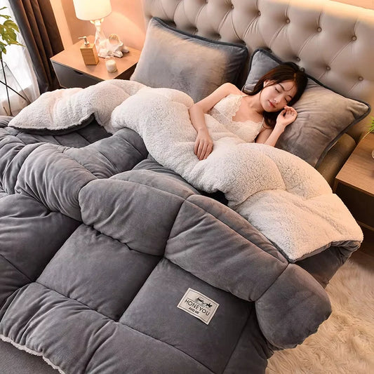 Lamb Fleece Blanket for Winter Comfort
