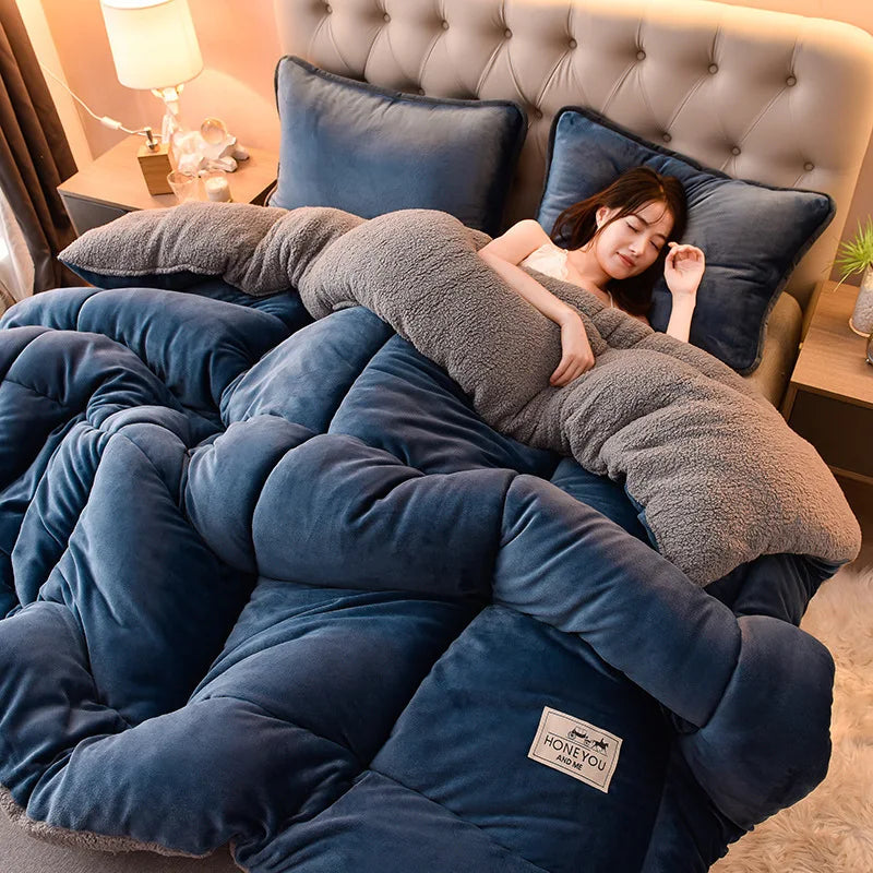 Lamb Fleece Blanket for Winter Comfort